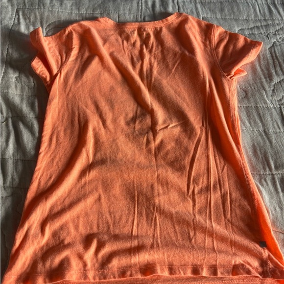 Lot Of 2 Girls Graphic T Shirts XL Arizona/rural King. - Picture 8 of 8